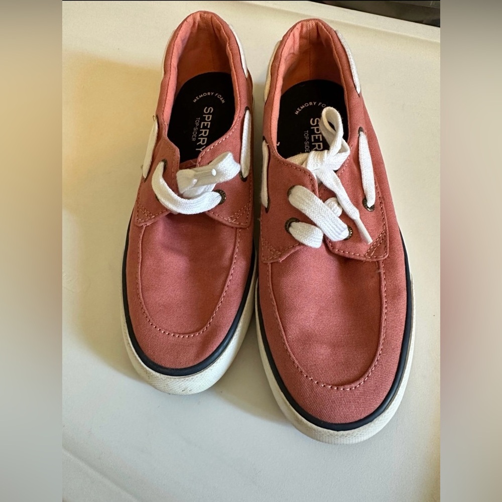 Women’s Sperry Shoes